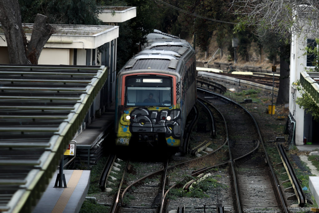 ΣΤΑΣΥ: Θετικοί στον κορονοϊό δέκα εργαζόμενοι στις υπηρεσίες λειτουργίας