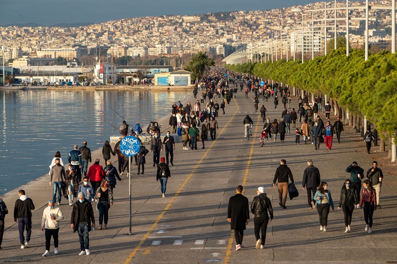 Θεσσαλονίκη: Πολυτελές εστιατόριο λειτουργούσε πριβέ για λίγους και εκλεκτούς!