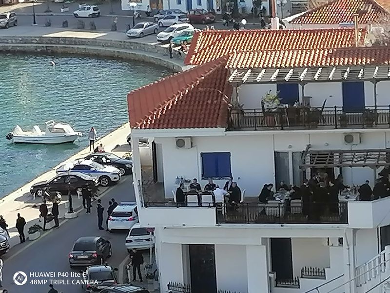 ΣΥΡΙΖΑ: Ναι μεν αλλά από την ΕΡΤ για το «κορονοπάρτι Μητσοτάκη» στην Ικαρία