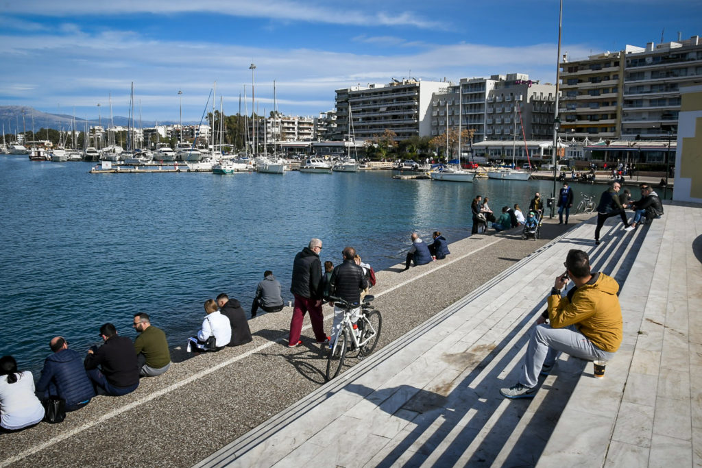 Στο «μικροσκόπιο» των ειδικών Αχαΐα, Ρέθυμνο και Θεσσαλονίκη – Σκέψεις για lockdown αλά Αττική