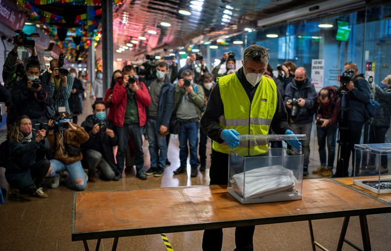 Ισπανία: Εκλογές στην Καταλονία – τεστ για την ισχύ των αυτονομιστών
