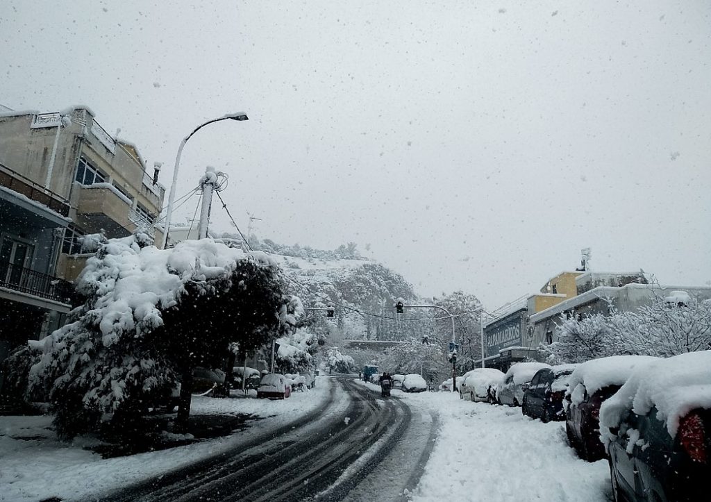 Χωρίς ρεύμα έμειναν 250.000 νοικοκυριά από τη «Μήδεια»