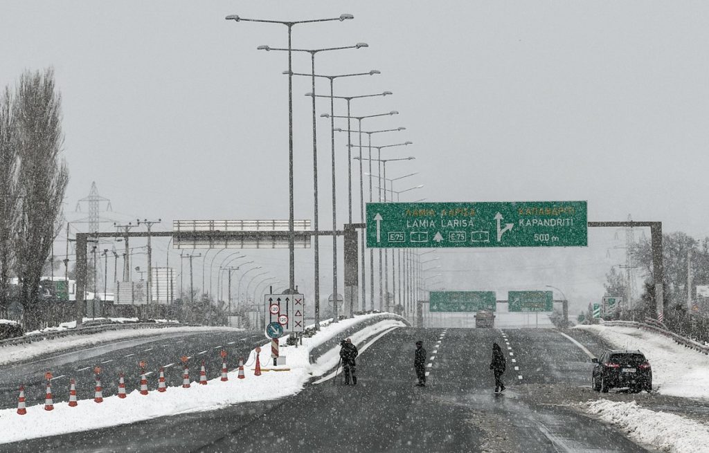 «Μήδεια»: Θέμα και στη Γαλλία το κυβερνητικό ρεσιτάλ κακοδιαχείρισης