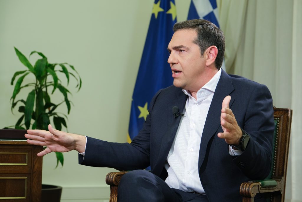 Τσίπρας: «Μητσοτάκης και Μενδώνη συγκάλυψαν, η υποκρισία έχει όρια – Η υπουργός Πολιτισμού επέλεξε την αυτογελοιοποίηση»