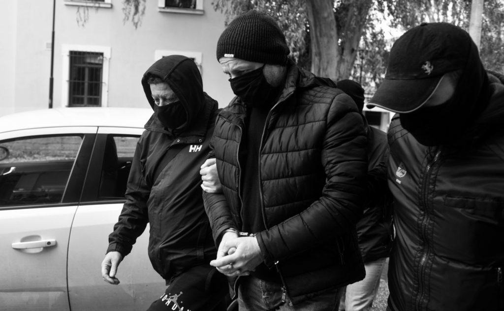 Ο Λιγνάδης για τρίτη νύχτα στη ΓΑΔΑ – Κούγιας: «Αν δεν πεισθώ για την αθωότητά του δε θα τον υπερασπιστώ» (Video)