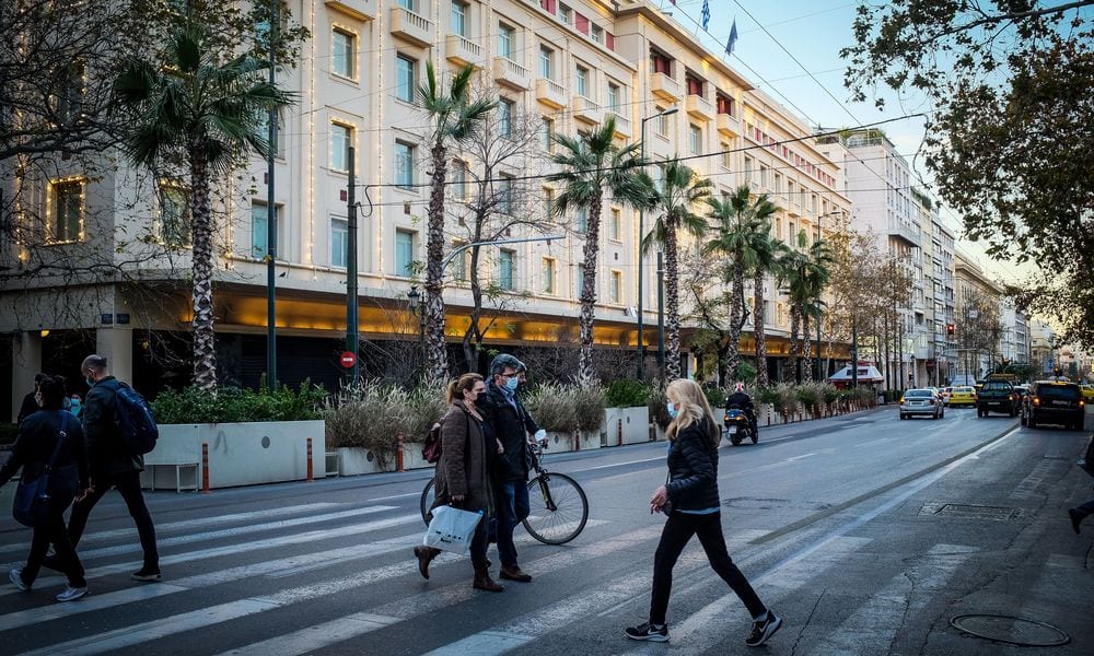 Lockdown: Τρομάζουν κυβέρνηση και ειδικούς τα αρνητικά ρεκόρ – Τι θα γίνει με τη χαλάρωση των μέτρων