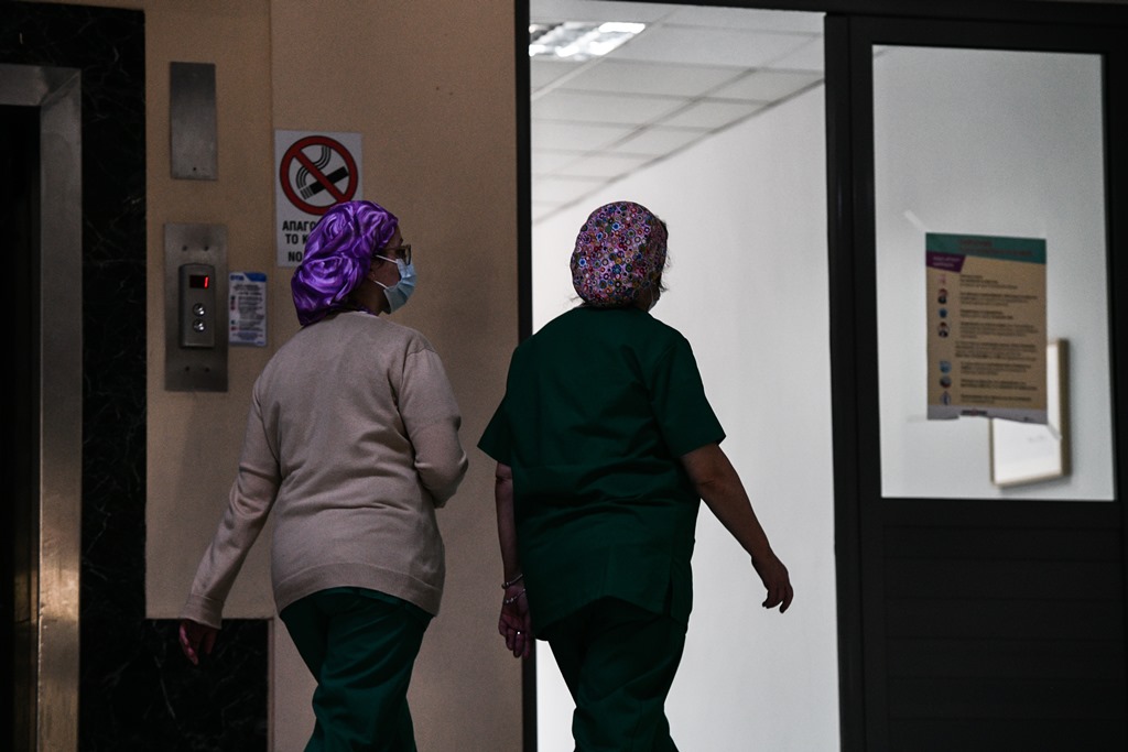 ΠΑΓΝΗ: Μεγάλη διασπορά του κορονοϊού στο νοσοκομείο – Τι έδειξε η ιχνηλάτηση