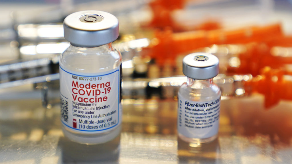 Φάουτσι: Οι καθυστερήσεις στη χορήγηση της δεύτερης δόσης εμβολίου για τον κορονοϊό δημιουργεί κινδύνους