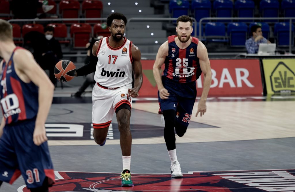 Euroleague: Συντριβή του Ολυμπιακού στη Βιτόρια