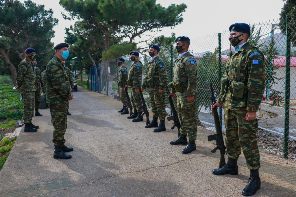 Επίσημα η αύξηση της στρατιωτικής θητείας: Ποιοι εξαιρούνται από το 12μηνο