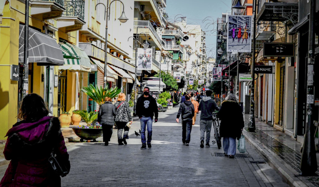 Lockdown: Ξεμένει από αντοχές η οικονομία –  Σταδιακή άρση των μέτρων εξετάζει η κυβέρνηση