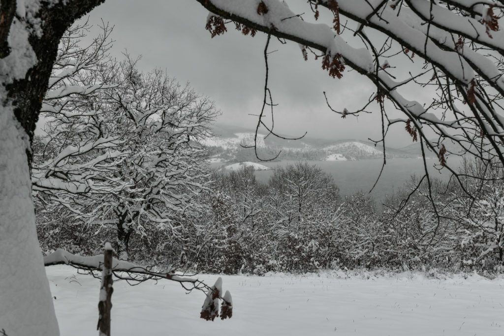 Σε εξέλιξη κύμα κακοκαιρίας, που θα φέρει την Πέμπτη χιονοπτώσεις σε περιοχές της Βόρειας Ελλάδας