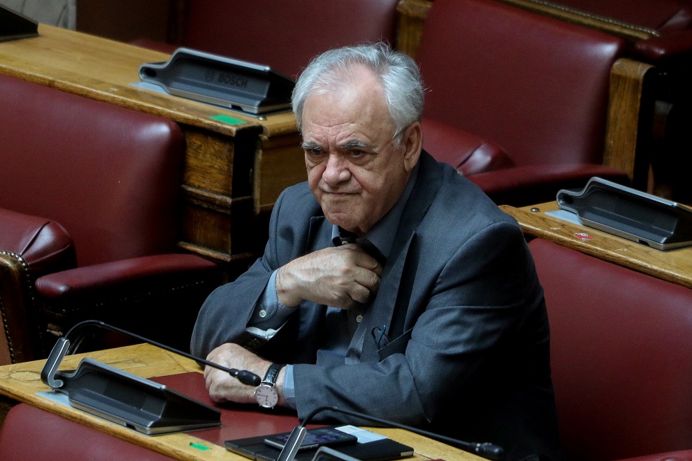 Ο Δραγασάκης έφυγεν, ο Δραγασάκης πάει…