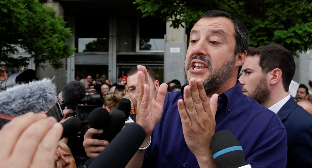 Η εισαγγελία του Παλέρμο παραπέμπει σε δίκη τον Ματέο Σαλβίνι, για στέρηση ατομικής ελευθερίας σε μετανάστες