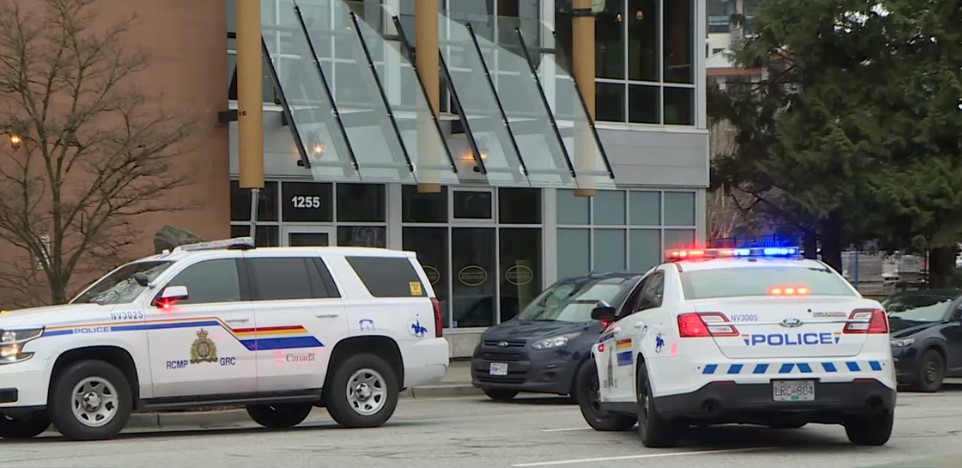 Καναδάς: Μία νεκρή και έξι τραυματίες σε επίθεση με μαχαίρι στο Βανκούβερ – Συνελήφθη ύποπτος (video)