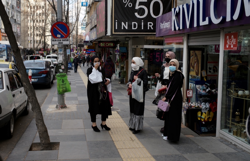 Τουρκία: Τα ημερήσια κρούσματα ξεπέρασαν τις 30.000, για πρώτη φορά φέτος