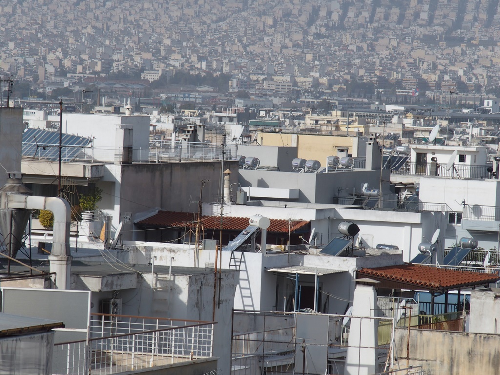 Στην τύχη τους αφημένοι οι ιδιοκτήτες ακινήτων – Πότε θα λάβουν χρήματα από τα κουτσουρεμένα ενοίκια