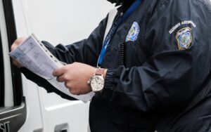 Απόστρατος της ΕΛ.ΑΣ. συνελήφθη για όπλα και ναρκωτικά &#8211; Τον αποκάλυψε η αστυνομία της Γαλλίας