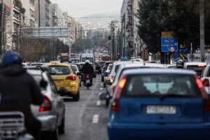 Μπαίνουν κάμερες σε 8 σημεία της Αττικής για τις παραβάσεις του ΚΟΚ &#8211; Με SMS τα πρόστιμα