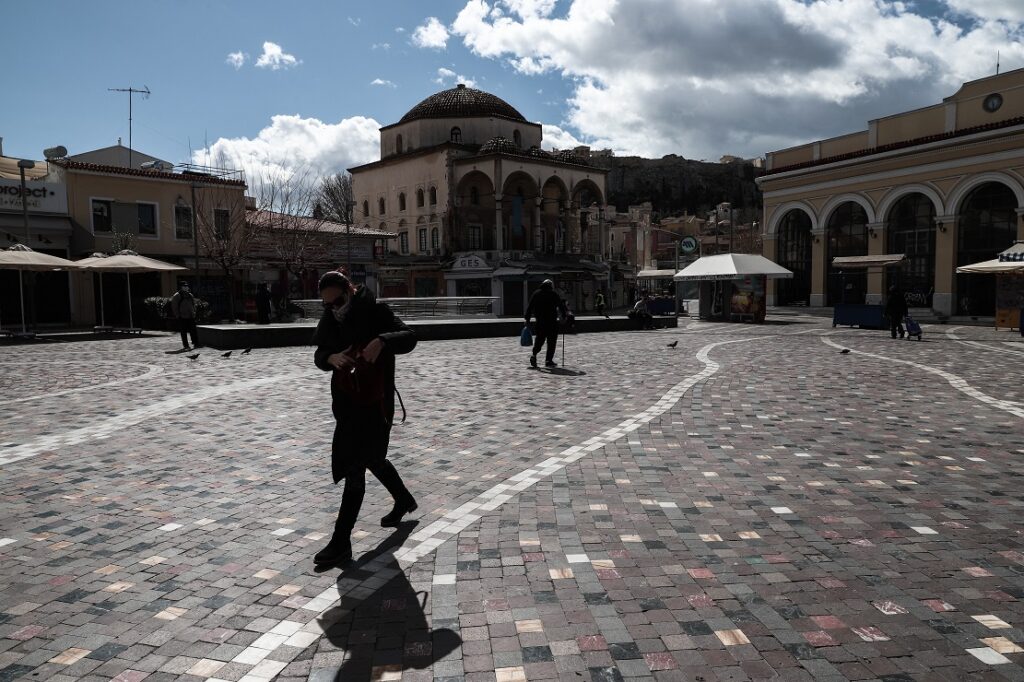 Ανοίγουν κομμωτήρια και αρχαιολογικοί χώροι – Από τις 21:00 η απαγόρευση κυκλοφορίας