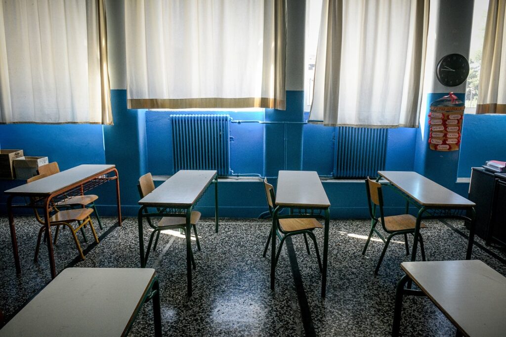 Συνέχεια παραφροσύνης: Έκλεισαν σχολεία χωρίς ούτε ένα κρούσμα κορονοϊού στην Ικαρία