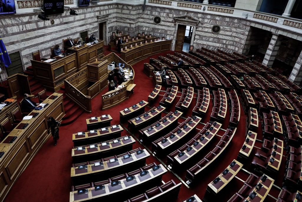 Νομοσχέδιο για μεταρρυθμίσεις σχετικά με τις σχέσεις γονέων και τέκνων