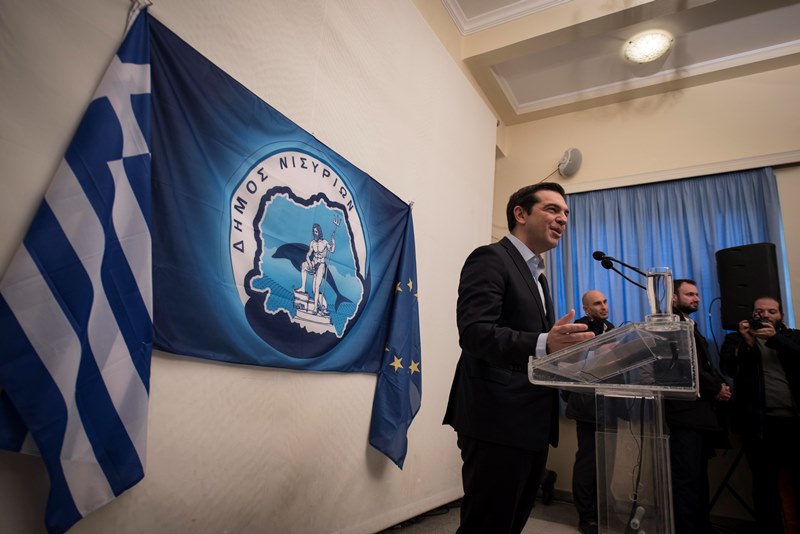 Αλέξης Τσίπρας: δεν θα ρωτήσουμε κανέναν για να δώσουμε σε αυτούς που έχουν ανάγκη