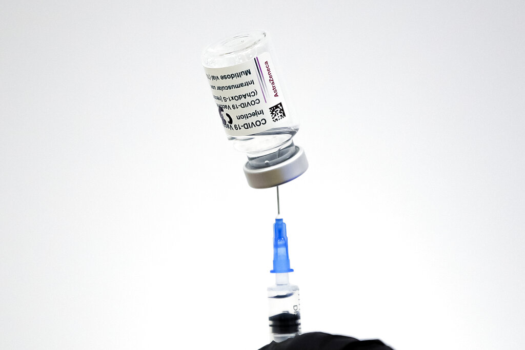 Διεθνής Τύπος στο documentonews.gr: Χάος με το εμβόλιο της AstraZeneca