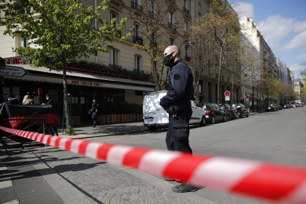 Νεκρή από επίθεση με μαχαίρι υπάλληλος σε αστυνομικό τμήμα κοντά στο Παρίσι