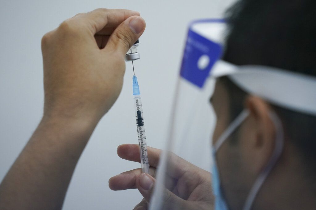 Κορονοϊός: Αίτημα της Pfizer για εμβολιασμούς σε παιδιά 12-15 ετών