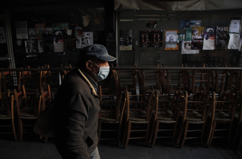 Η Κύπρος ανακοίνωσε τρεις θανάτους και 822 νέα κρούσματα κορονοϊού