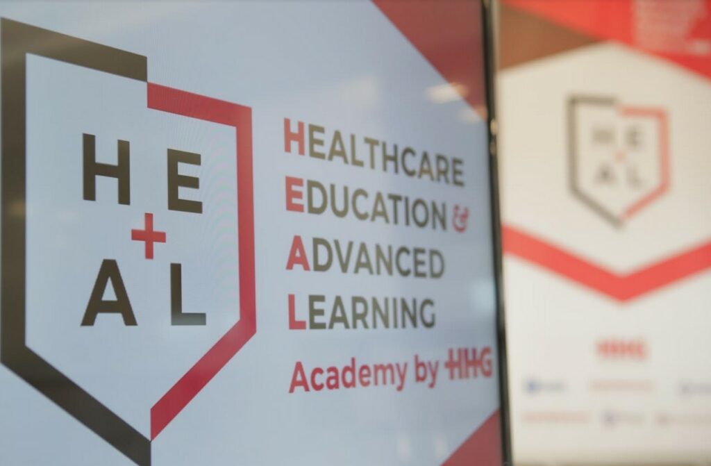 HEAL Academy: Πρεμιέρα με «Χειρουργική Ανατομία και Τεχνική άκρας Χειρός» για το νεότερο μέλος του Ομίλου HHG