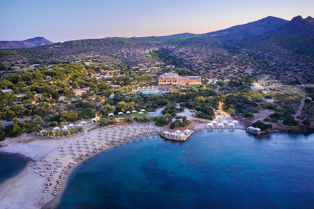 Πάσχα με την Grecotel: Μοναδικές προσφορές σε Σούνιο και Κυλλήνη