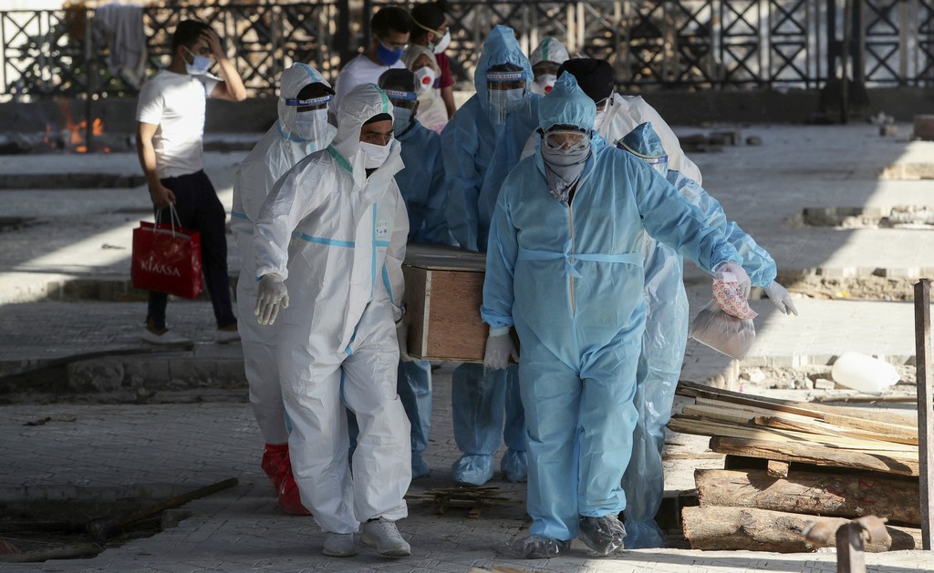 ΠΟΥ: Τραγική η κατάσταση στην Ινδία – Στέλνουμε εξοπλισμό, οξυγόνο και κινητά νοσοκομεία