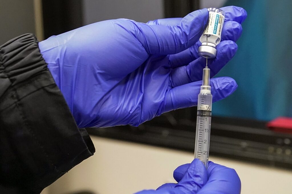 Ο ΕΜΑ εξετάζει πιθανή σύνδεση του εμβολίου της Johnson & Johnson με περιστατικά θρομβώσεων
