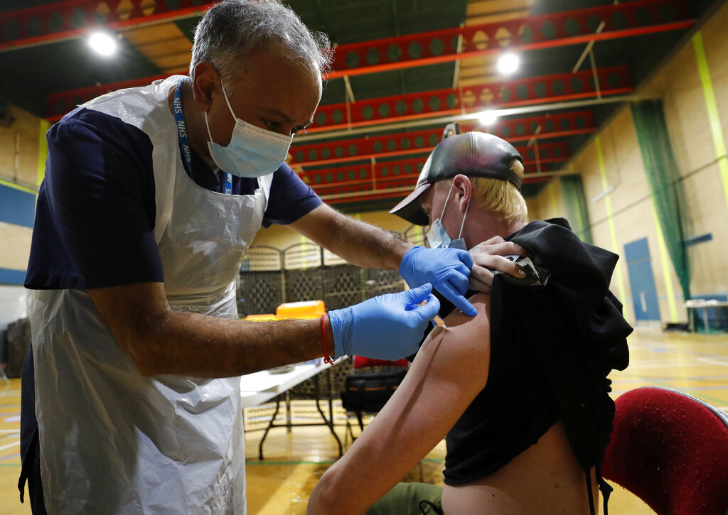 Βρετανία: Ξεπέρασαν τα 40 εκατ. οι εμβολιασμένοι