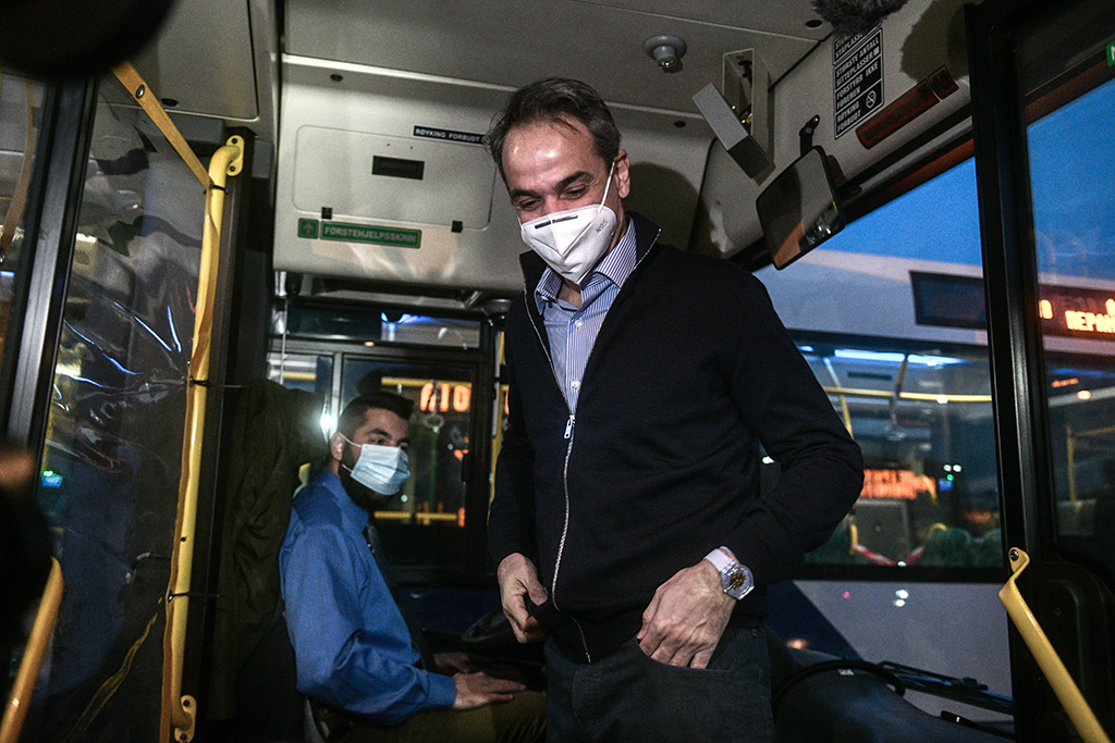ΚΚΕ: «Κοροϊδία» Μητσοτάκη η μίσθωση 40 μεταχειρισμένων λεωφορείων