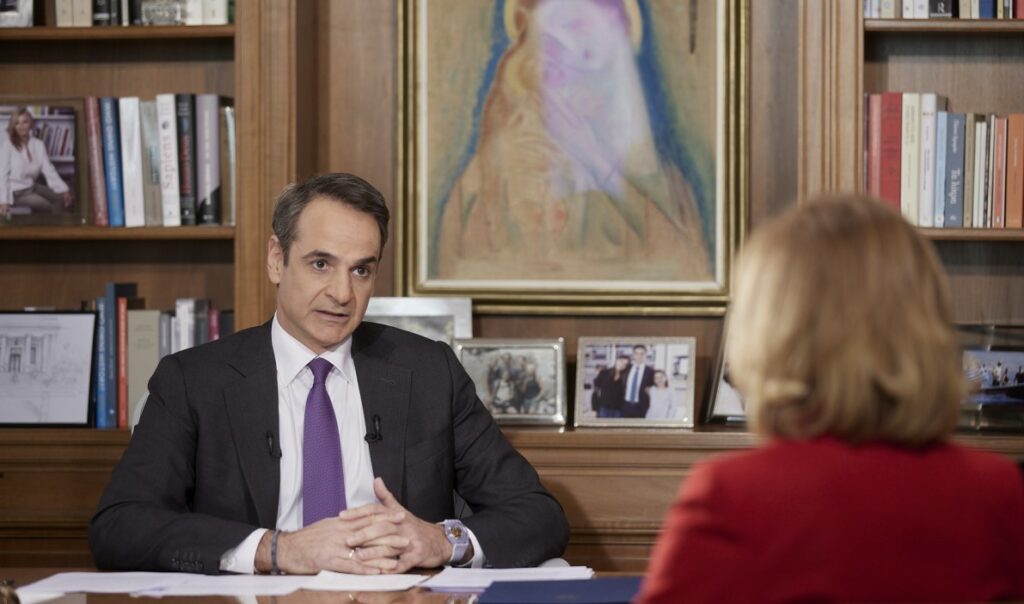 ΣΥΡΙΖΑ για συνέντευξη Μητσοτάκη: «Εμφανίστηκε ως ένας έκτος τόπου και χρόνου πρωθυπουργός»