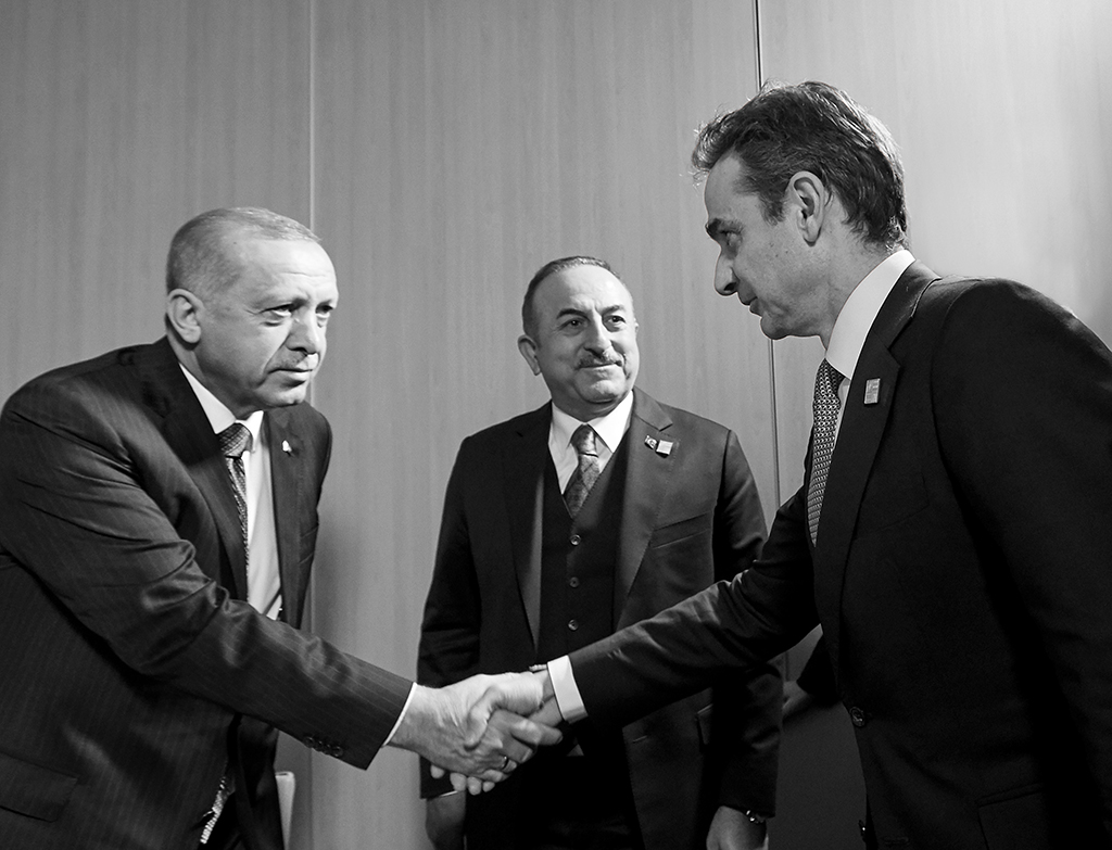 Εξωτερική πολιτική αλά Μητσοτάκη: «Νόμιζα πως η συνάντηση με Ερντογάν στην Κωνσταντινούπολη πήγε καλά»