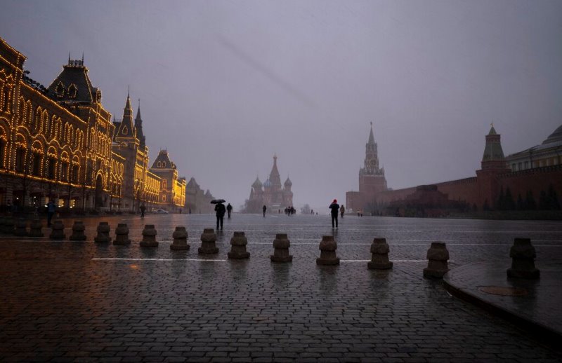 H Ρωσία «απαντά»: Απελαύνει 20 Τσέχους διπλωμάτες