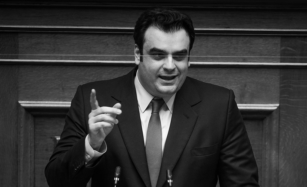 Πολάκης: Μια παρέα είστε όλοι που ταΐζει ο ένας τον άλλον