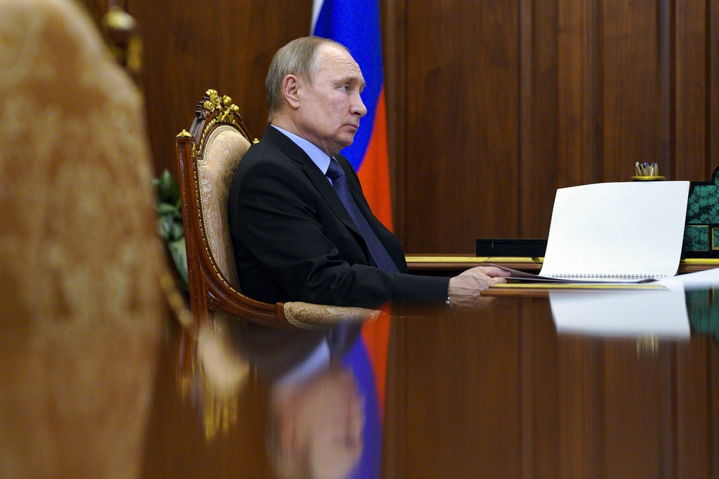 Πούτιν: Υπέγραψε νόμο που τον κάνει…«ισόβιο» πρόεδρο της Ρωσίας