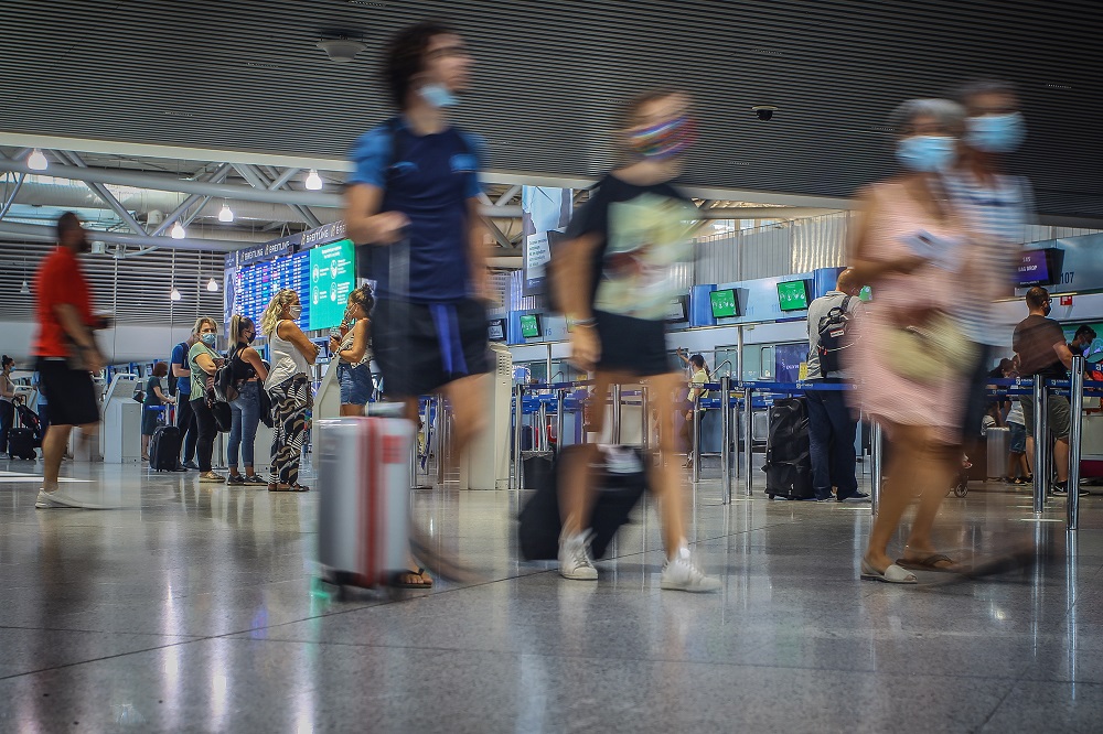 Πέτσας για μετακινήσεις: Στις 14 Μαΐου ανοίγουν τον τουρισμό, αλλά για το Πάσχα δεν ξέρουν (Video)