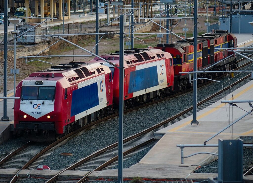 Με εξώδικα προς όλους τους εμπλεκόμενους, οι μηχανοδηγοί προειδοποιούν για την τραγική κατάσταση των σιδηροδρόμων