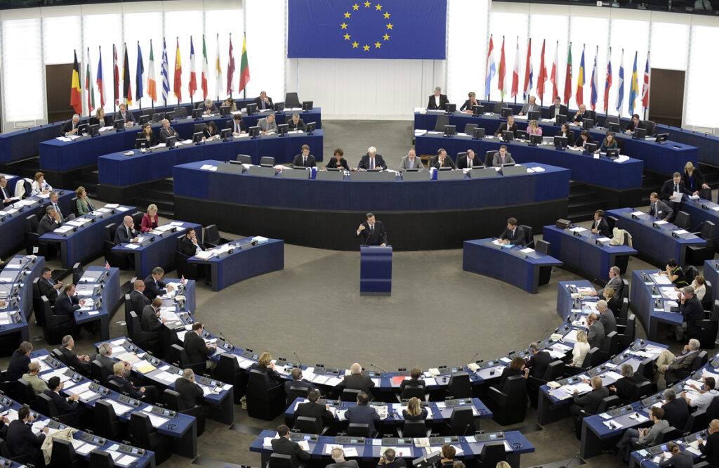 Ευρωκοινοβούλιο: Οι Σοσιαλιστές σπάνε τη συμμαχία με την Δεξιά