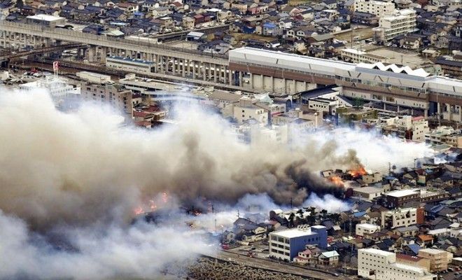 Ιαπωνία: Ανεξέλεγκτη φωτιά καίει πάνω από 140 κτίρια