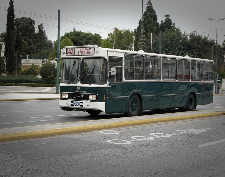 Το θρυλικό πράσινο λεωφορείο της γραμμής «Πειραιάς- Σύνταγμα» ξανά στους δρόμους
