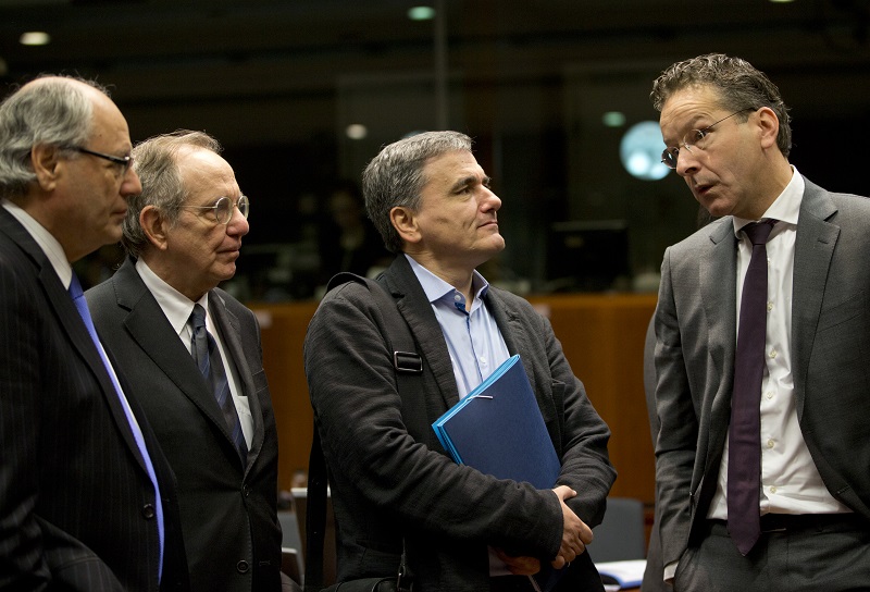 Eurogroup: Κόφτη για ένα χρόνο προτείνει η Κυβέρνηση – Μειώσεις συντάξεων ζητούν οι δανειστές