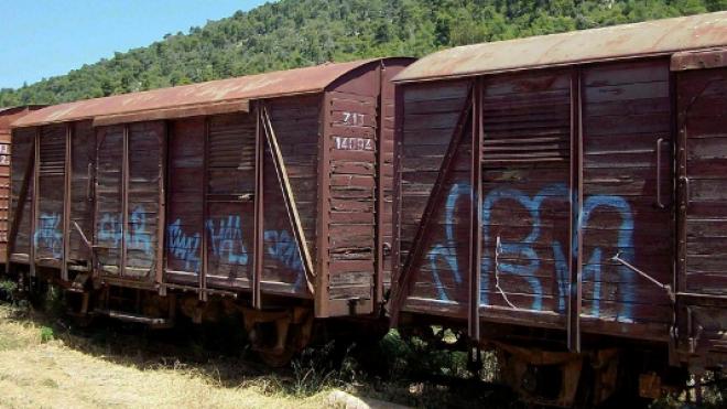 Πάτρα: Σεξ σε βαγόνι τρένου! – Νεαρή εξωθούσε με τη βία ανήλικη στην πορνεία