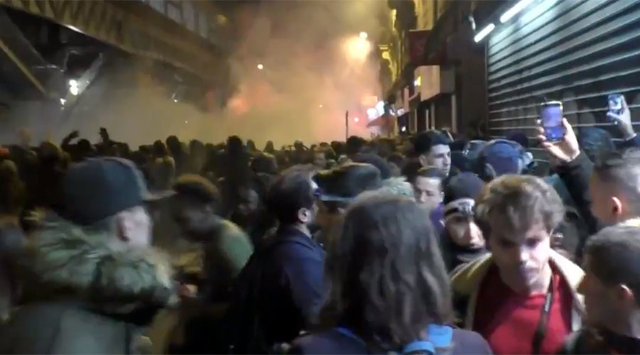 Παρίσι: Συγκρούσεις διαδηλωτών με την αστυνομία (Video)